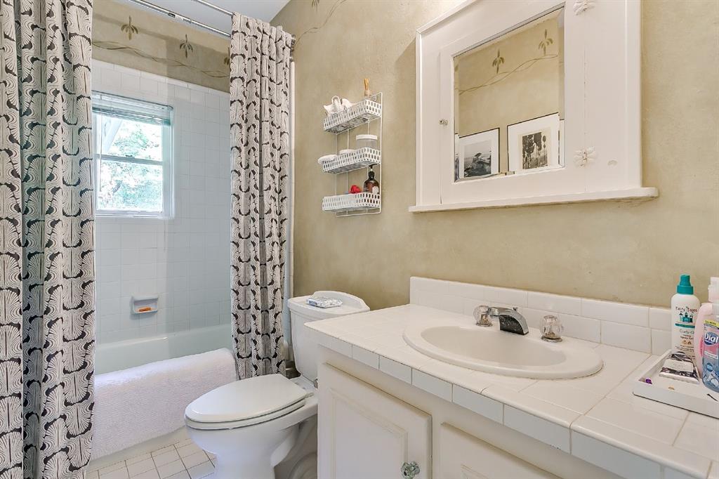 University Place Add - Residential Lease