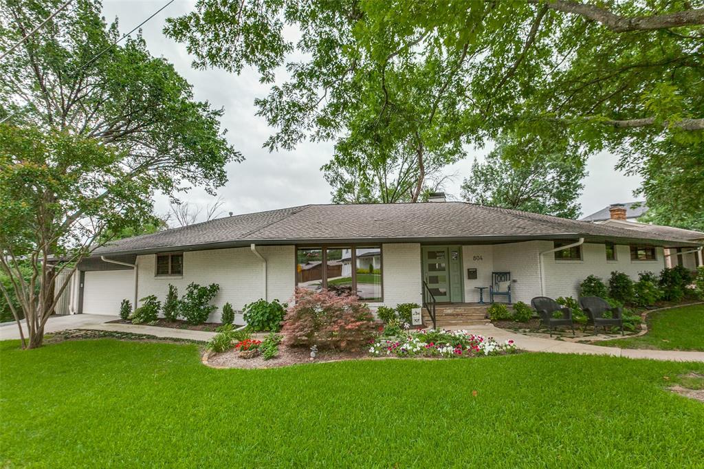 804 Saint Lukes Drive