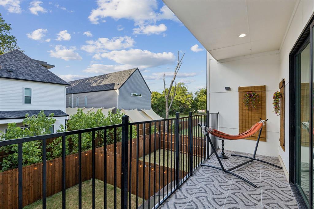 Z E Coombs West End - Residential Lease