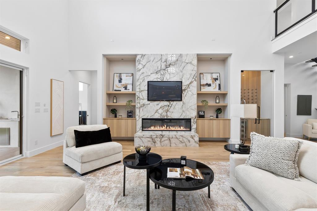 9434 Biscayne Boulevard