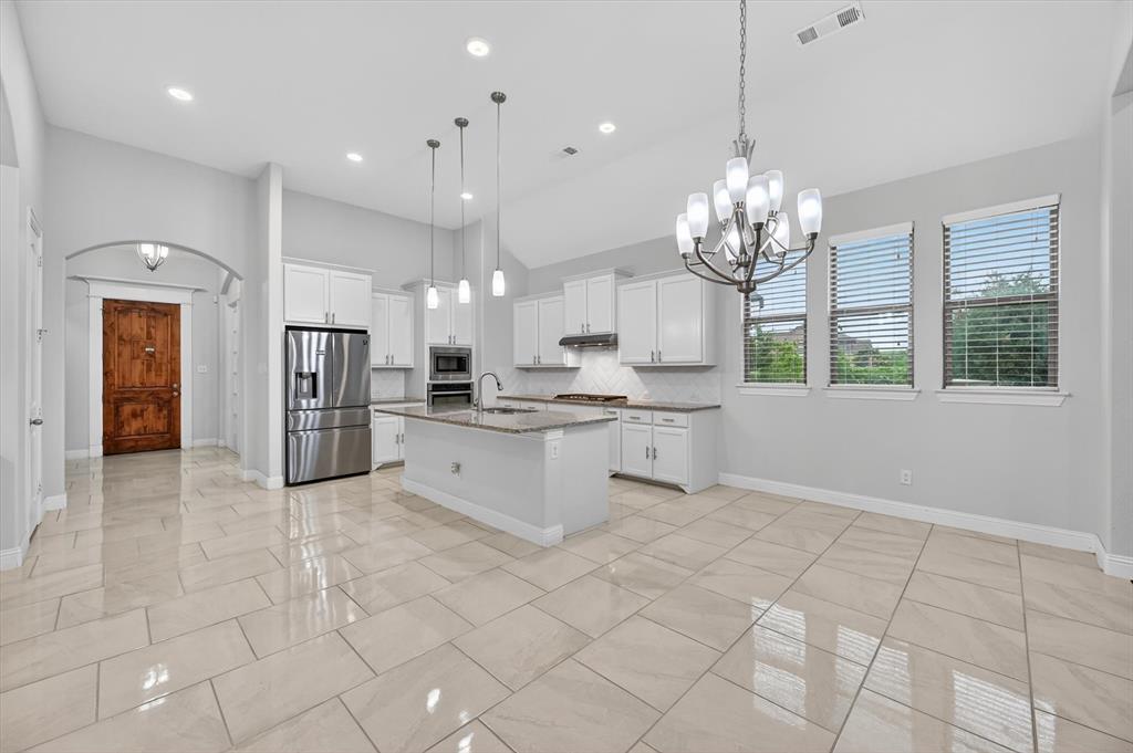 1107 Amber Rose Way