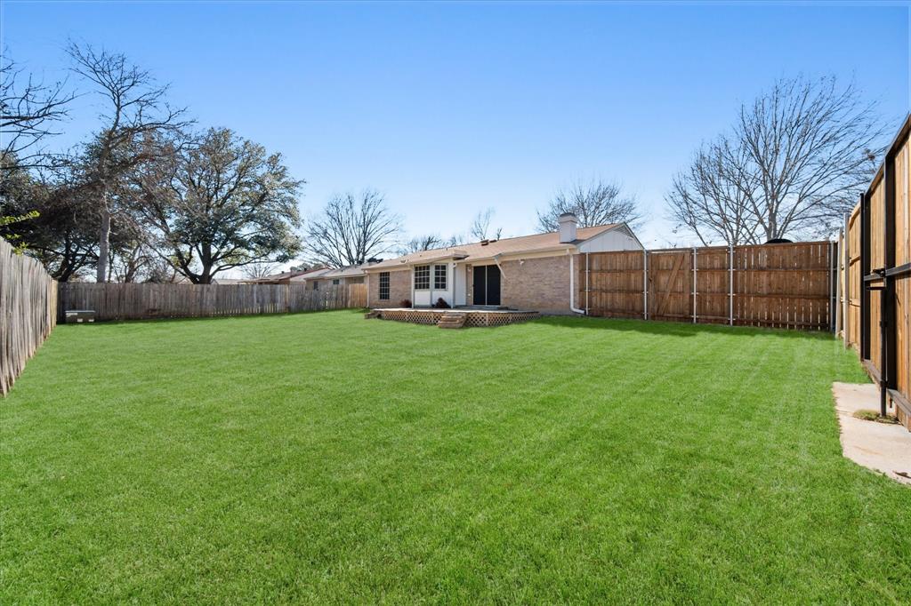 5301 School Hill Circle