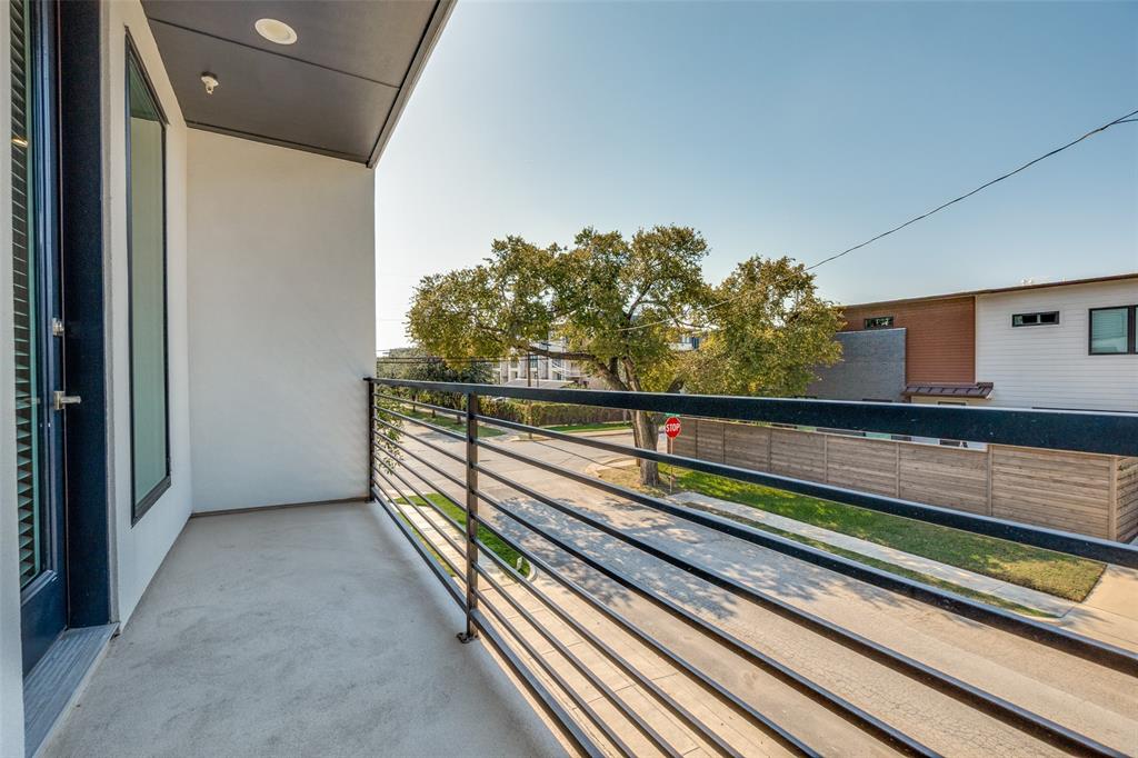 Dallas, Texas 75204, United States, 2 Bedrooms Bedrooms, ,3 BathroomsBathrooms,Residential,Active,222265