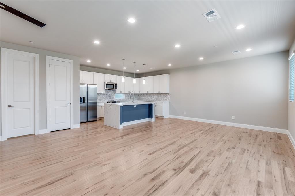 Dallas, Texas 75204, United States, 2 Bedrooms Bedrooms, ,3 BathroomsBathrooms,Residential,Active,222265