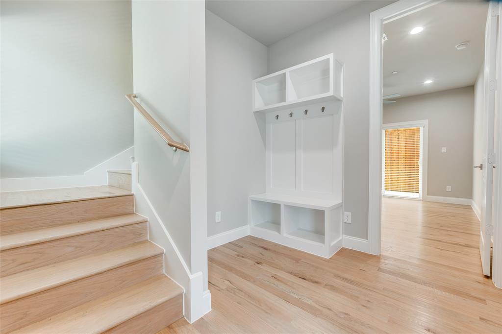 Dallas, Texas 75204, United States, 2 Bedrooms Bedrooms, ,3 BathroomsBathrooms,Residential,Active,222265