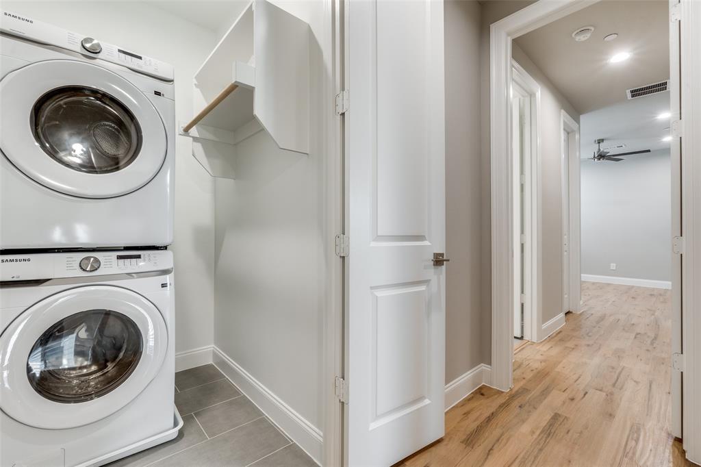 Dallas, Texas 75204, United States, 2 Bedrooms Bedrooms, ,3 BathroomsBathrooms,Residential,Active,222265