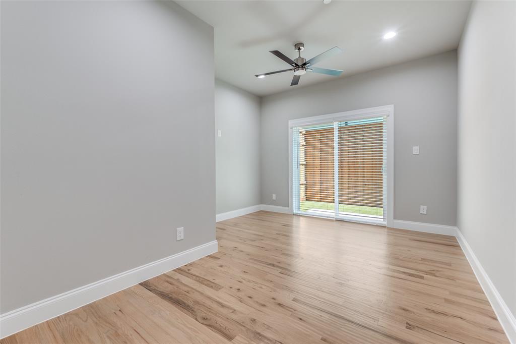 Dallas, Texas 75204, United States, 2 Bedrooms Bedrooms, ,3 BathroomsBathrooms,Residential,Active,222265