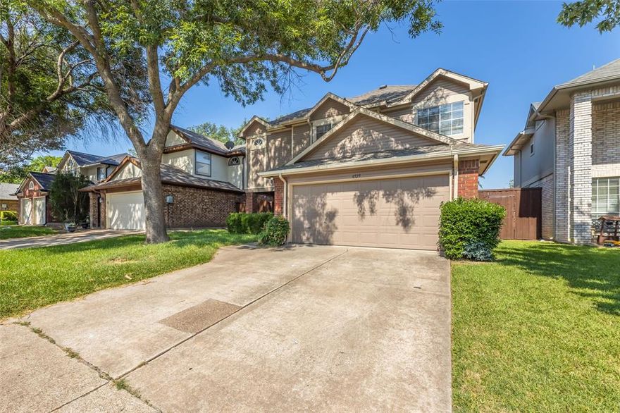 Conveniently located near 75 Hwy & Legacy. Lovely 2 Story in established Neighborhood and top rated Plano ISD. 
Downstairs, Living room with vaulted ceiling. Upstairs, Master Bedroom suite and 3 more Bedroom. Side and back patio for grilling with privacy. Covered front porch provides plenty of shade. Fresh new paint and wood-looking plank floor thorough out except wet area. Pets on case by case basis.
Requires monthly income 3 times the rent, clear rental history. SEE attached Lease-Requirement document and checklist. Separate application documents are required for each applicant over 18 years of old. Copies of Dl, pay stubs for the last one month.