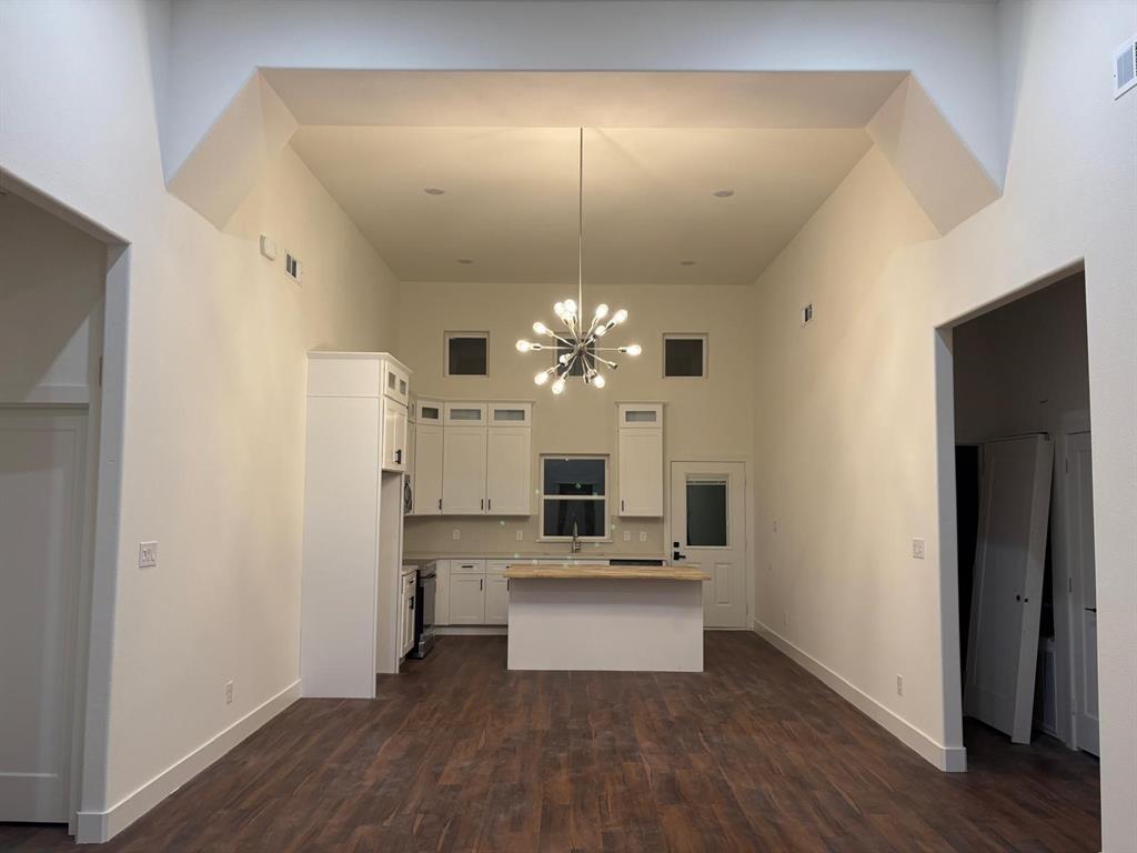 Canyon Creek III - Residential