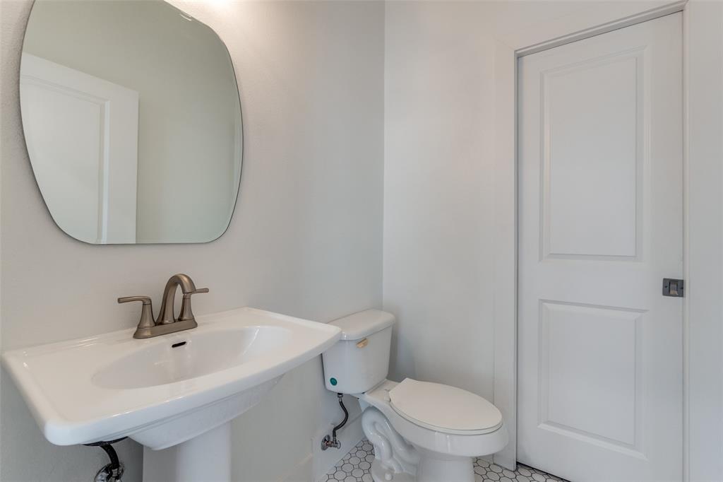 Ross Ave Condo - Residential