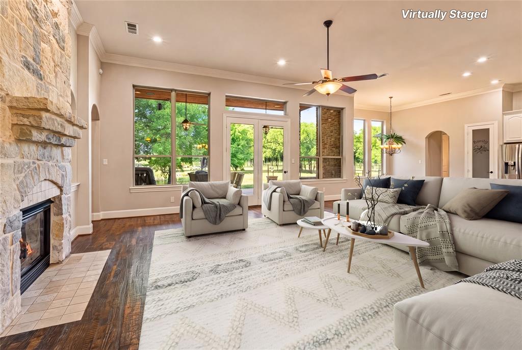 4745 Secret Cove