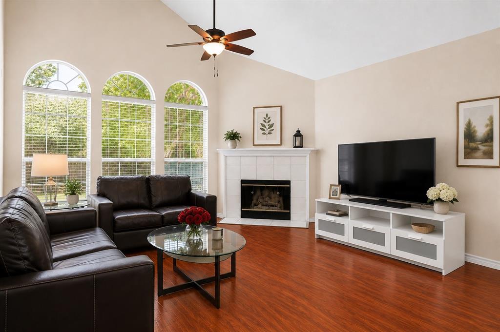 2405 Grimsby Court