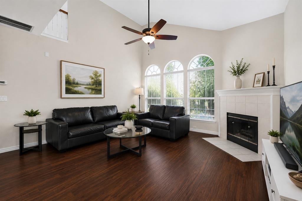 2405 Grimsby Court