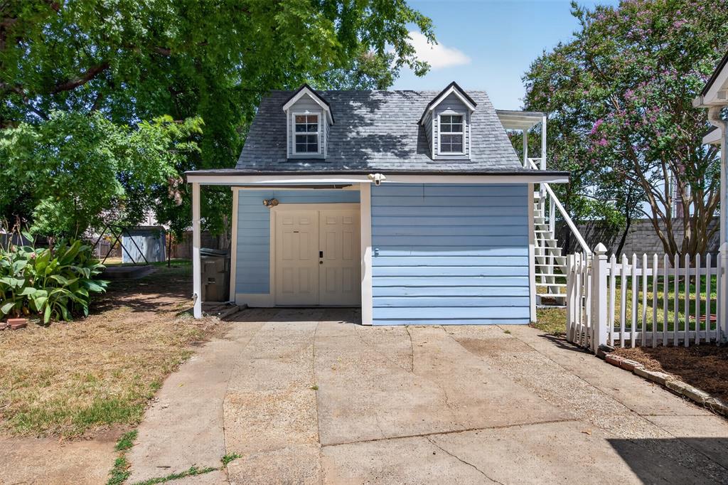 551 Broadmoor Boulevard