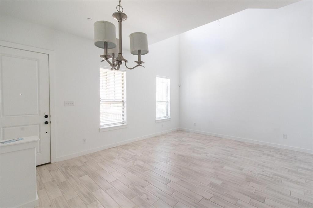 Iron Horse Commons Ph 1 - Residential Lease