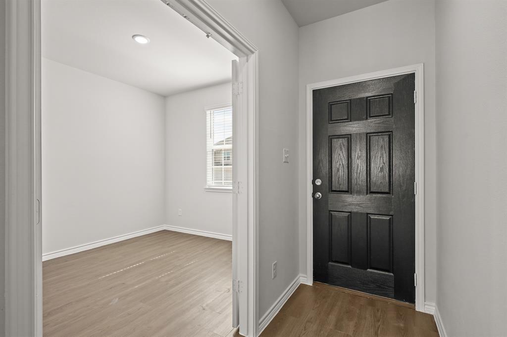 932 Propeller Parkway