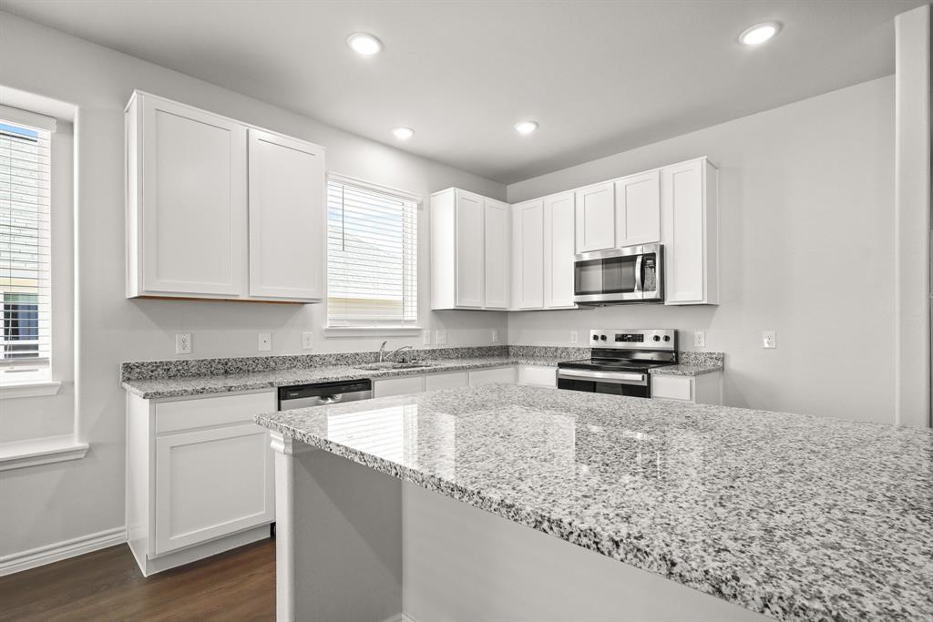 932 Propeller Parkway