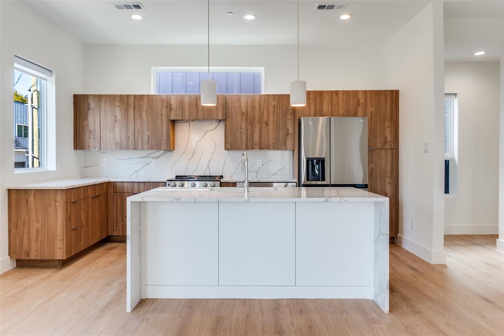 Clifton Place 02 - Residential Lease