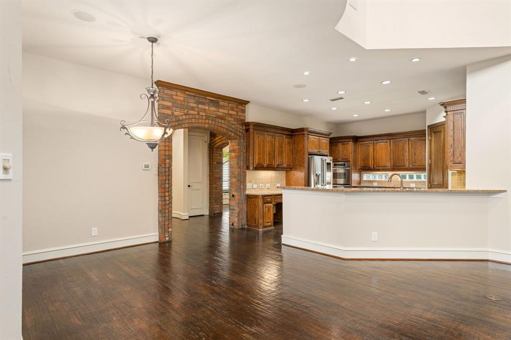 5601 Woodspring Drive