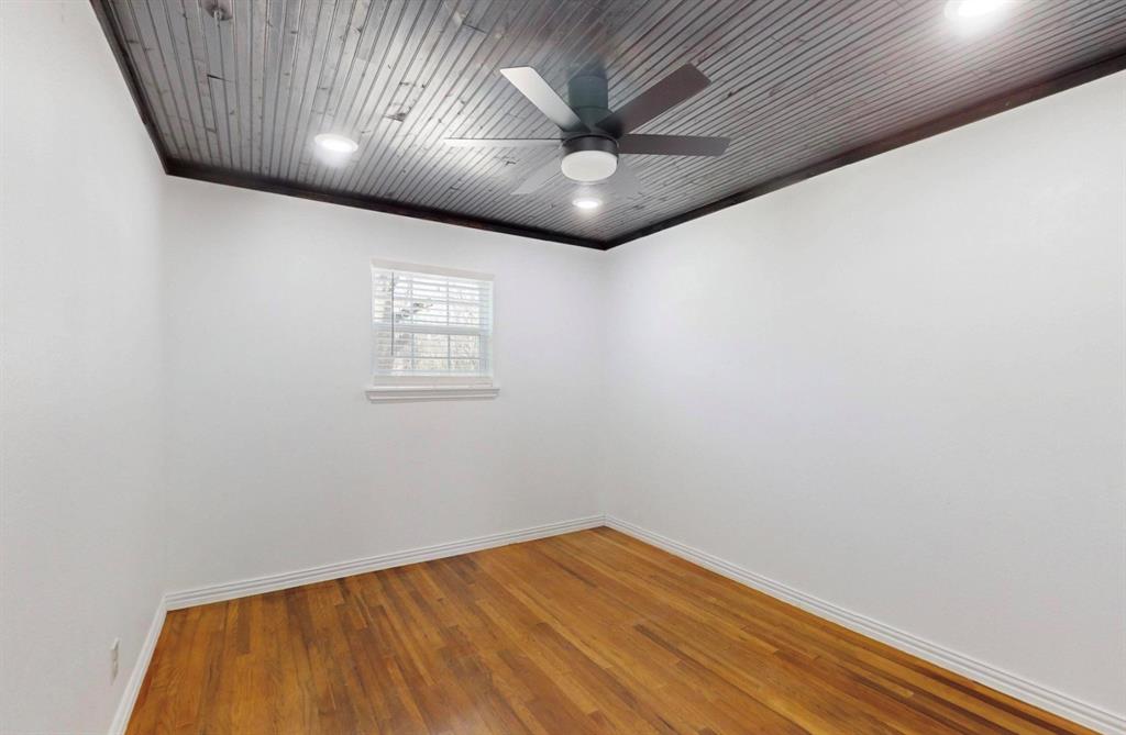 Ruth Peckum Surv Abs #374 - Residential