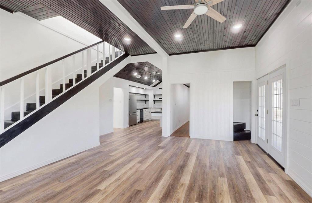 Ruth Peckum Surv Abs #374 - Residential