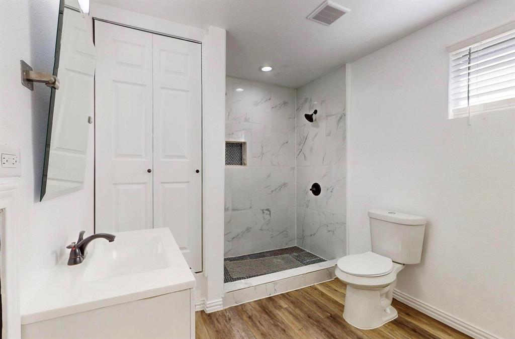 Ruth Peckum Surv Abs #374 - Residential