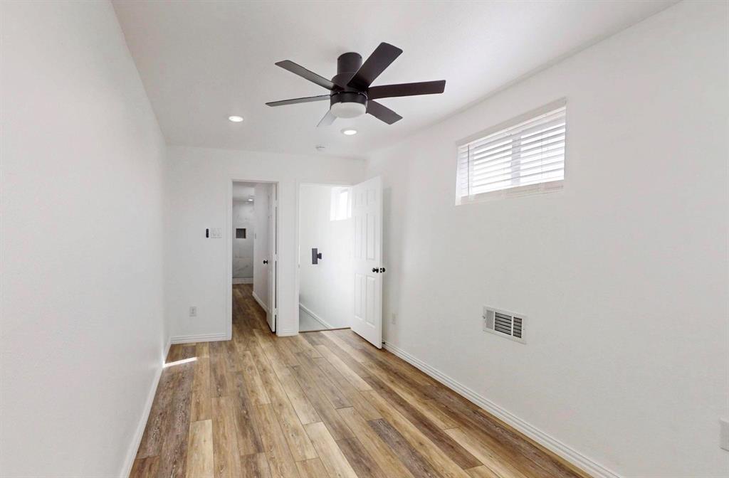 Ruth Peckum Surv Abs #374 - Residential