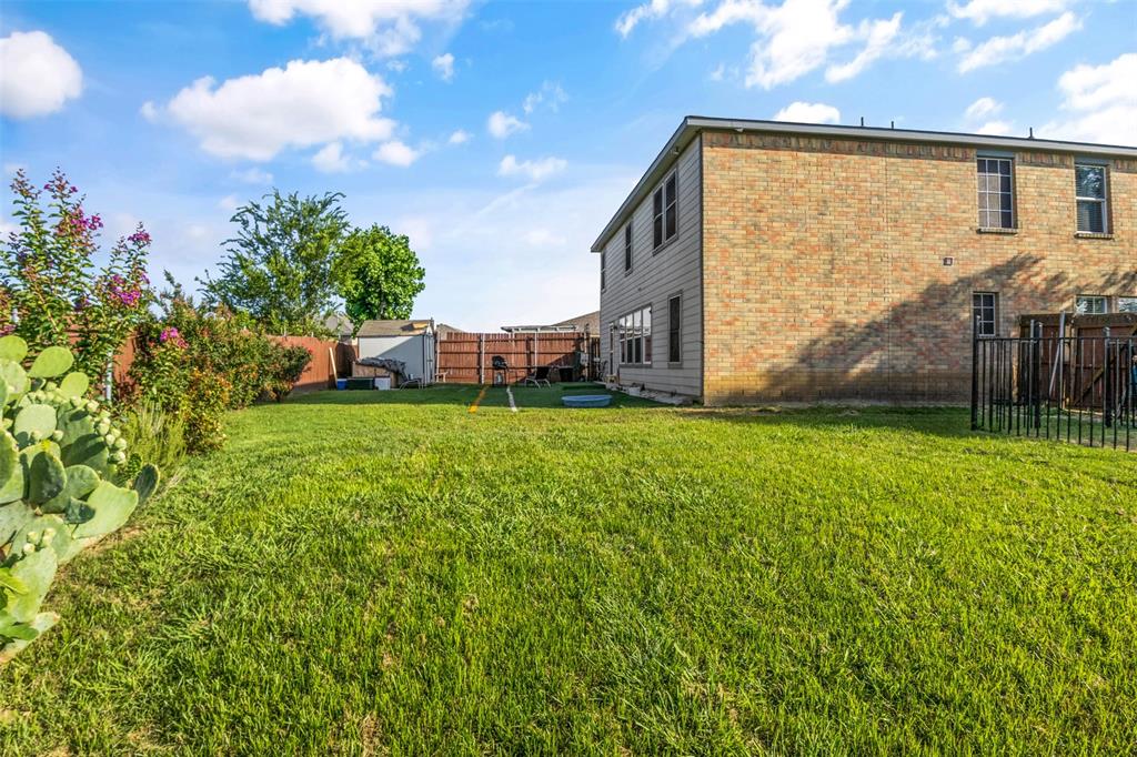 4600 Leslie Lane