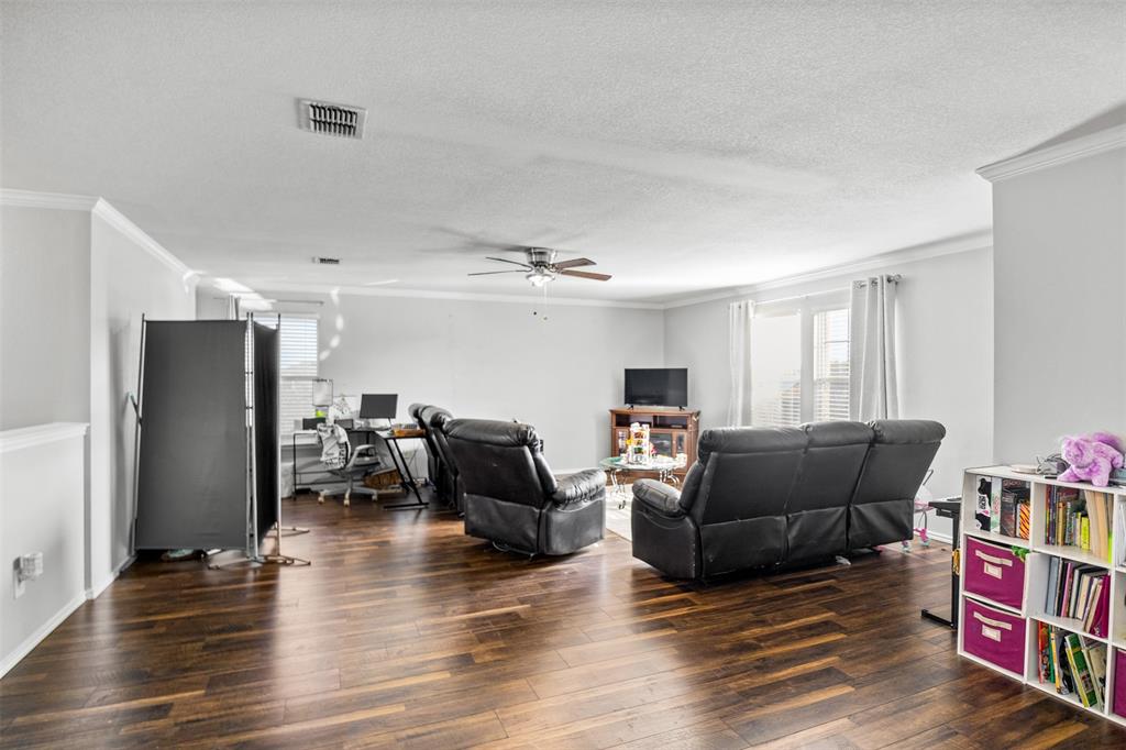 Spring Ridge Ph 01 - Residential