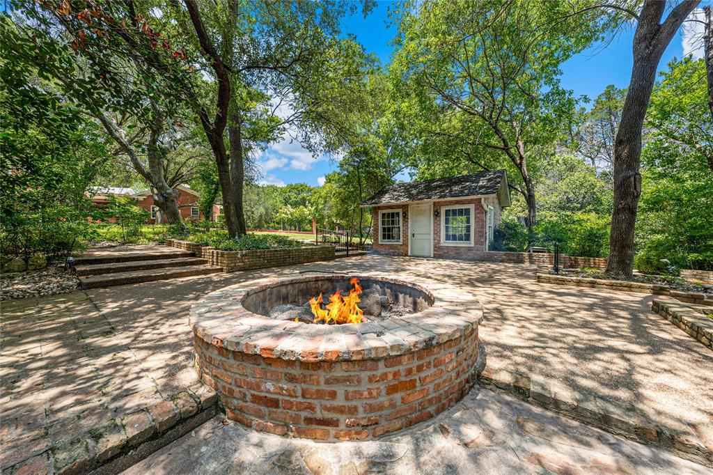 Rosson - Residential