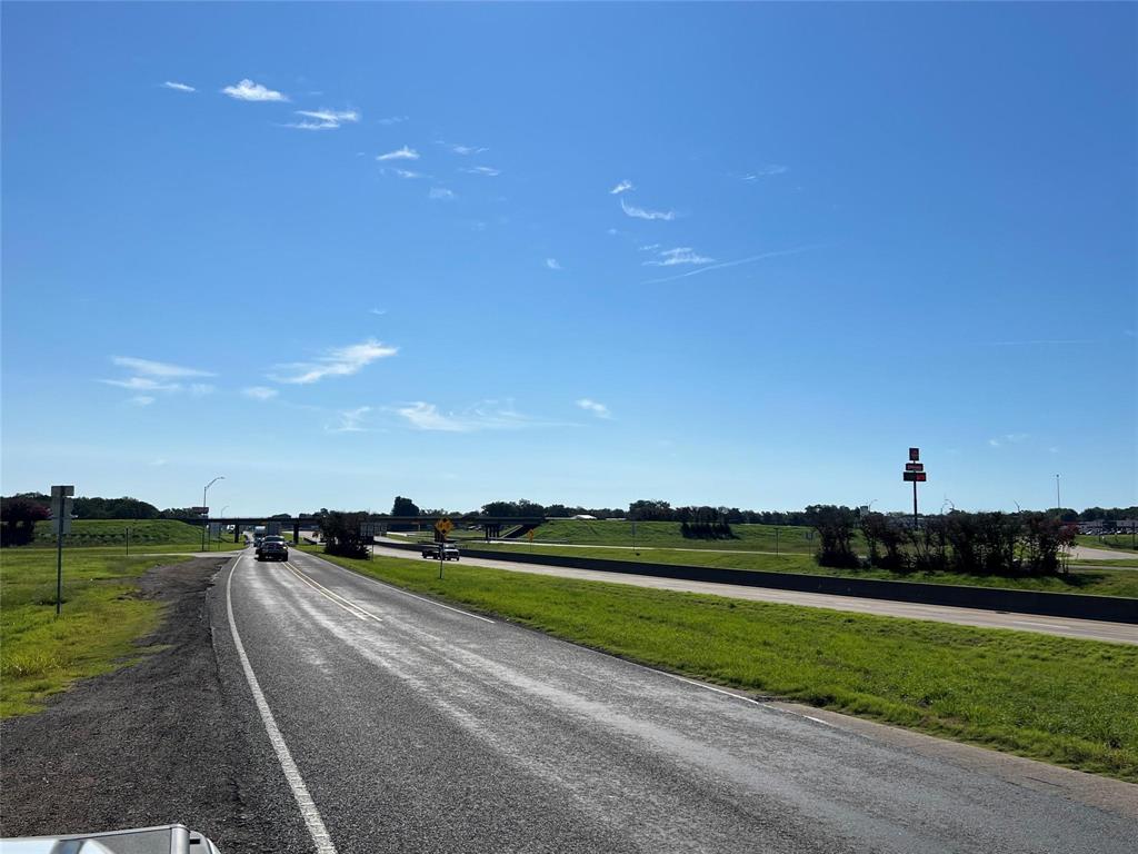 6.71AC INTERSTATE HWY 30 Corner