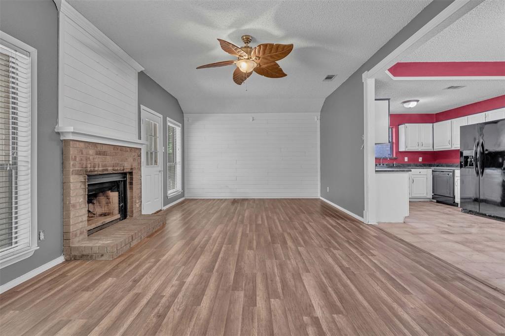 204 Oak Meadow Lane