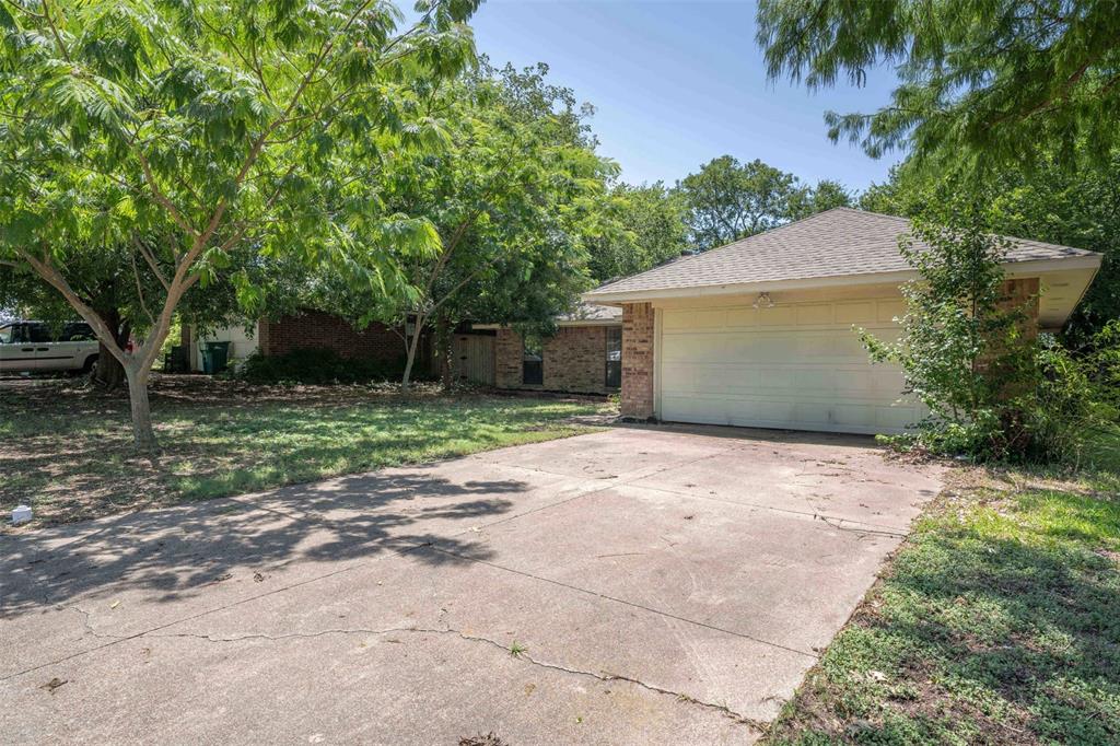 204 Oak Meadow Lane