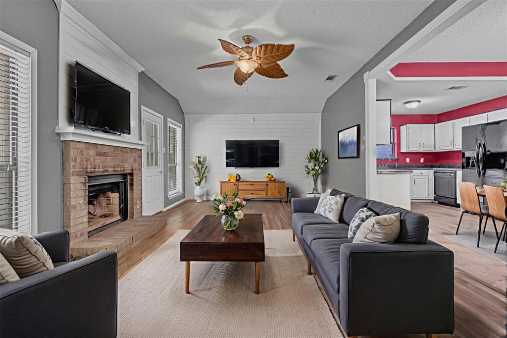 204 Oak Meadow Lane