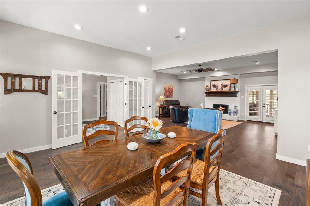 15 Brookhollow Circle