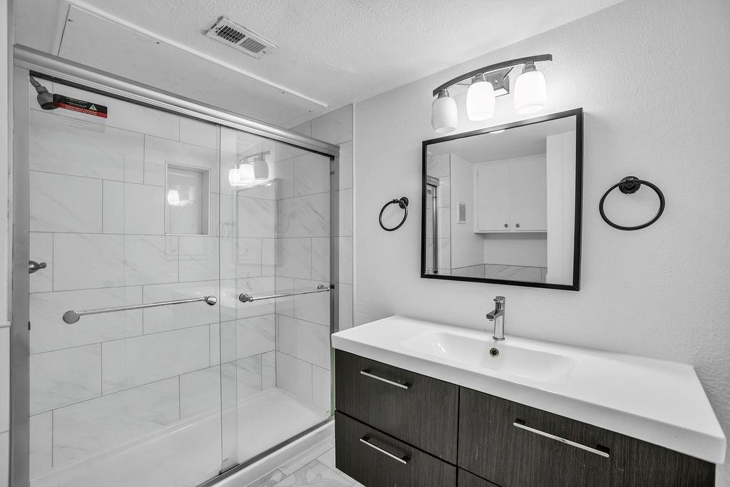 Parkside Cedar Spgs Condo - Residential