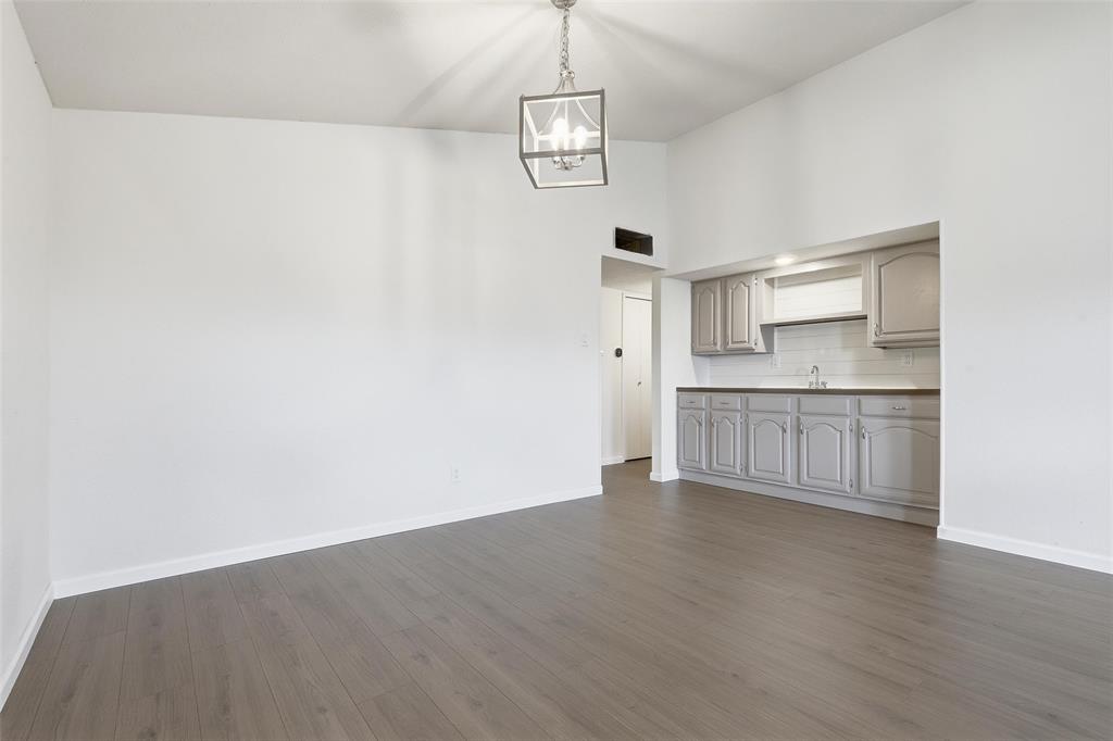 Camelot - Residential