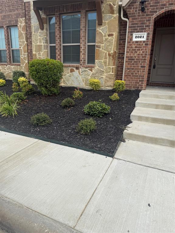 2021 Crooked Bow Drive