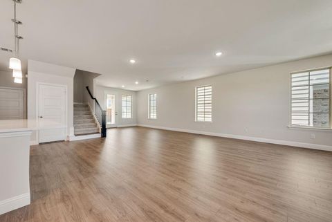 Tiny photo for 1910 Waterwalk Drive, Rowlett, TX 75088 (MLS # 21235114)