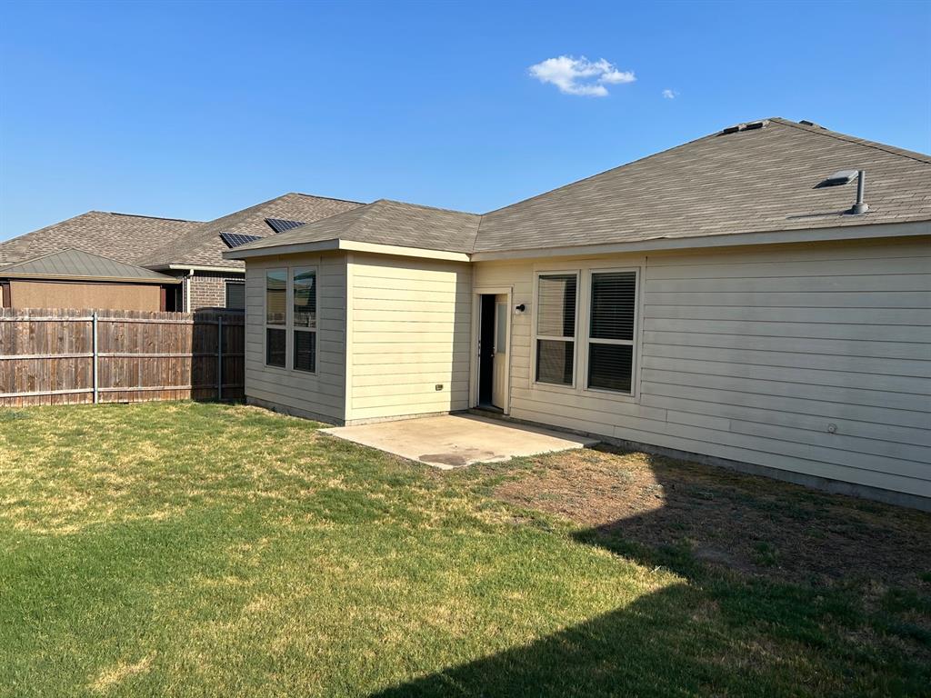 Trails of Fossil Creek, Ph 4 - Residential Lease