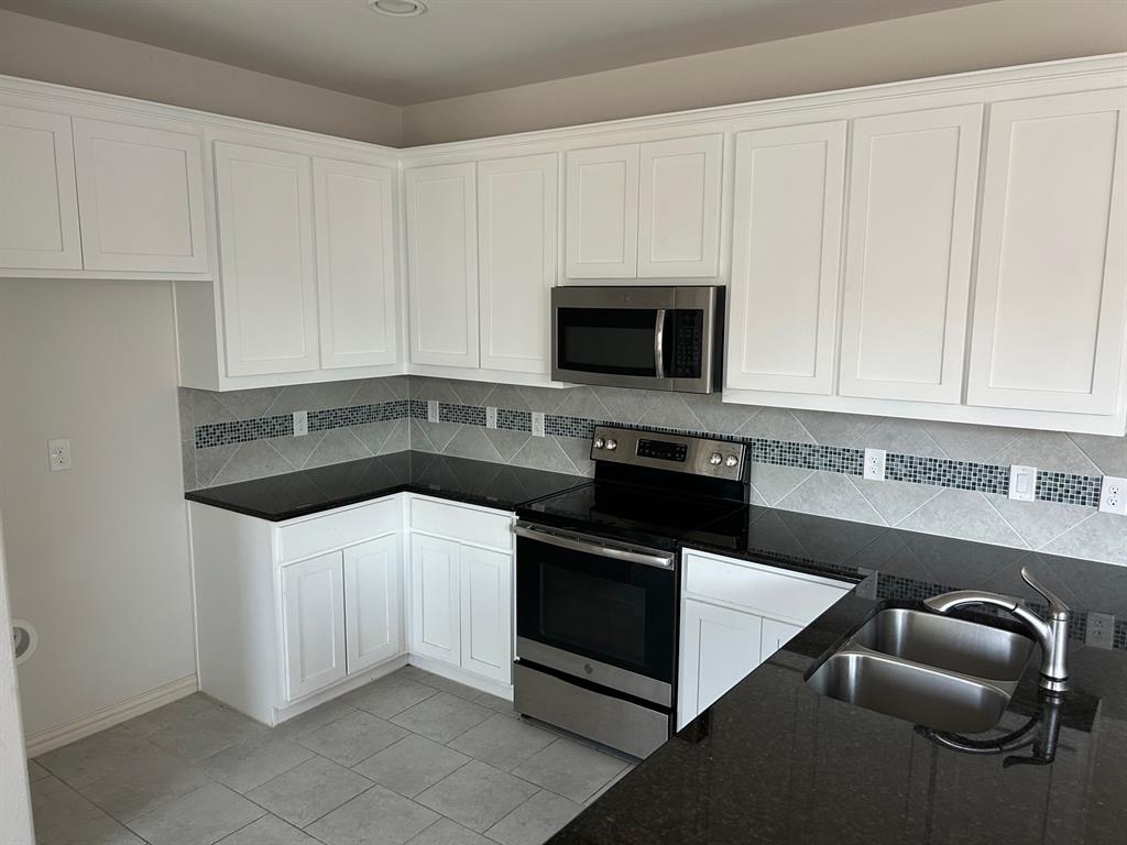 Trails of Fossil Creek, Ph 4 - Residential Lease