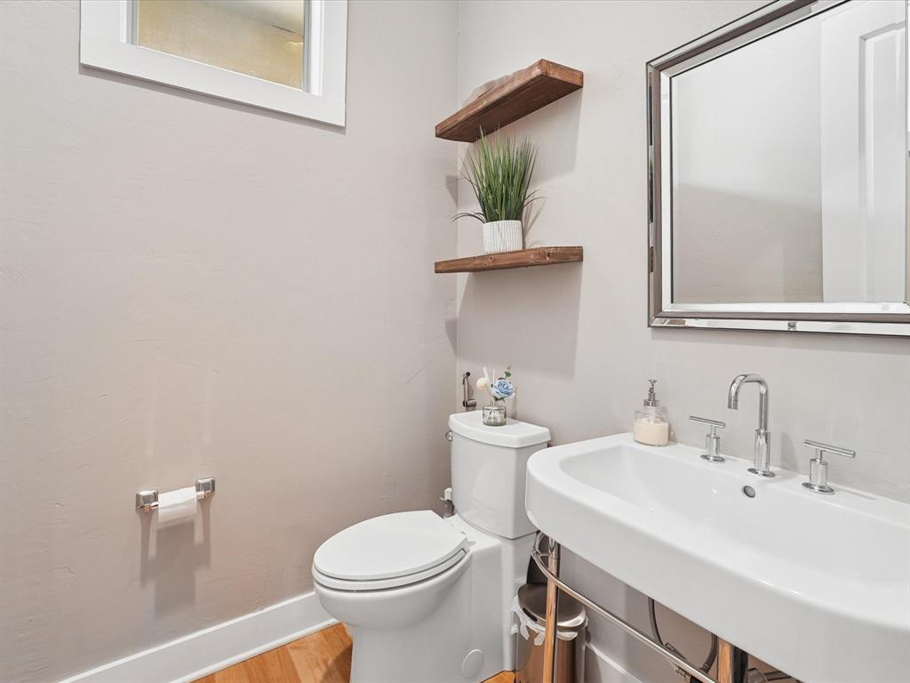 Wycliff Heights Condo - Residential