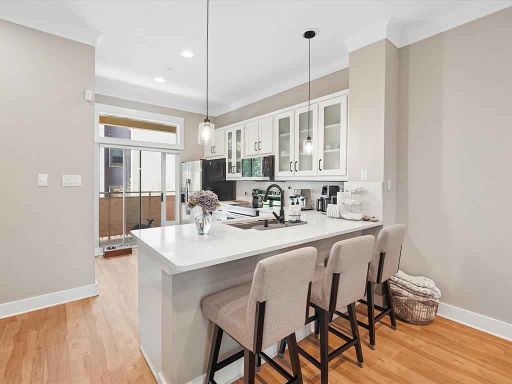 Wycliff Heights Condo - Residential