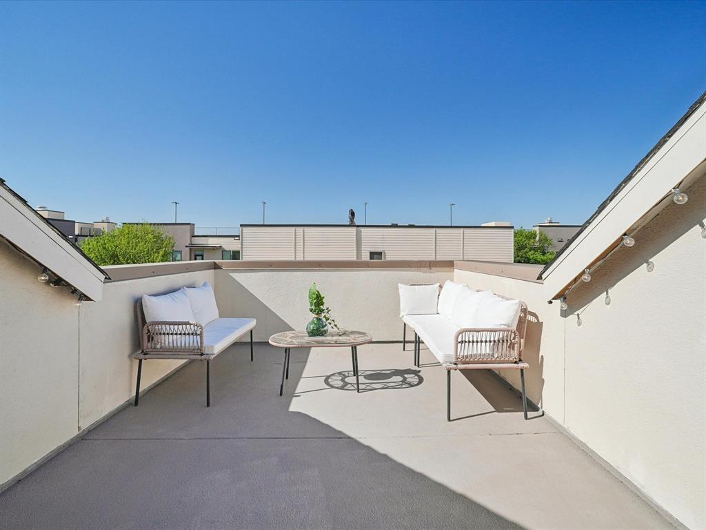 Wycliff Heights Condo - Residential