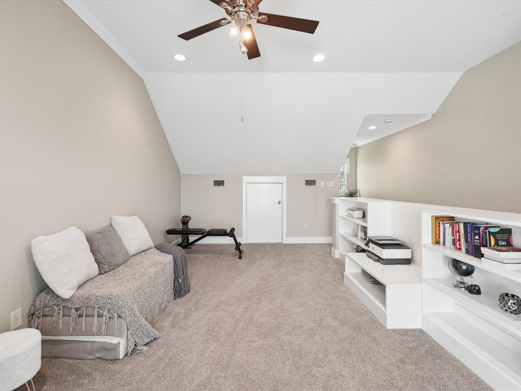 Wycliff Heights Condo - Residential