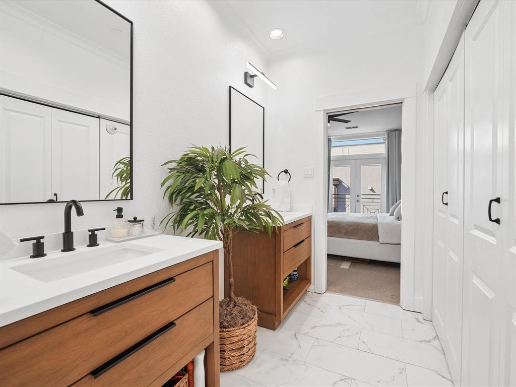 Wycliff Heights Condo - Residential