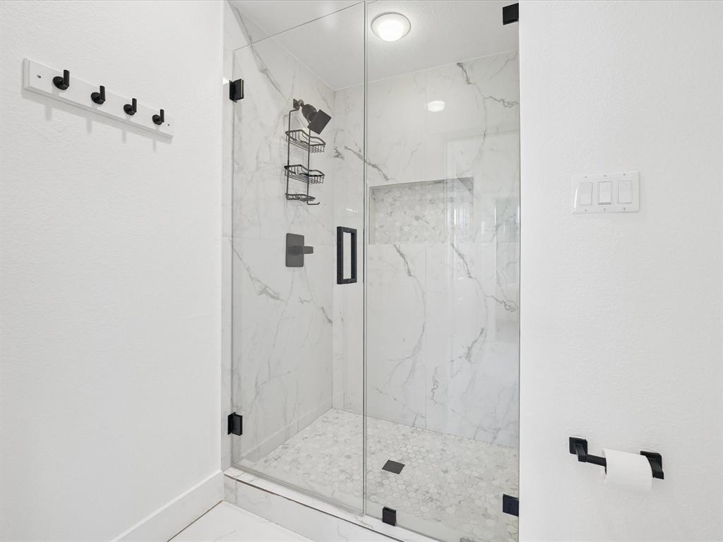 Wycliff Heights Condo - Residential