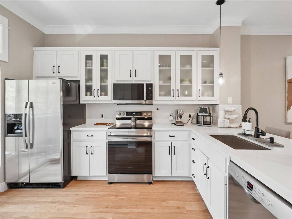 Wycliff Heights Condo - Residential