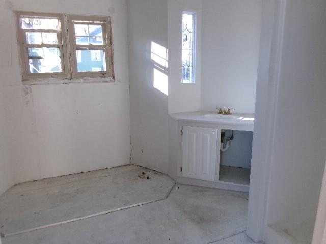 Tuxedo Park Sub - Residential