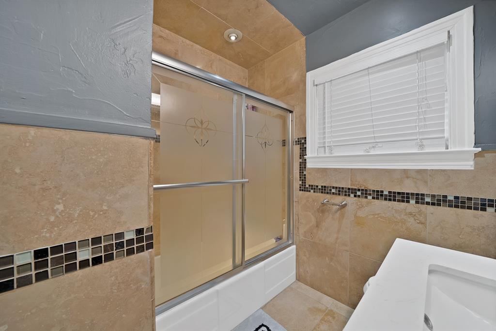 Kessler Plaza - Residential